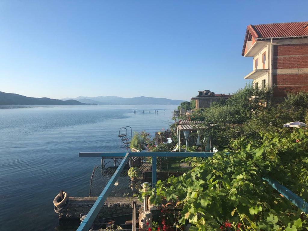 Rosa B&B Lini Εξωτερικό φωτογραφία